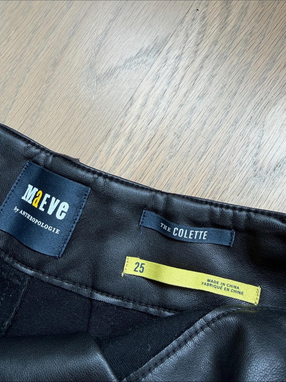 Maeve Anthropologie Collette faux leather crop pants like new size 25 - Picture 4 of 5